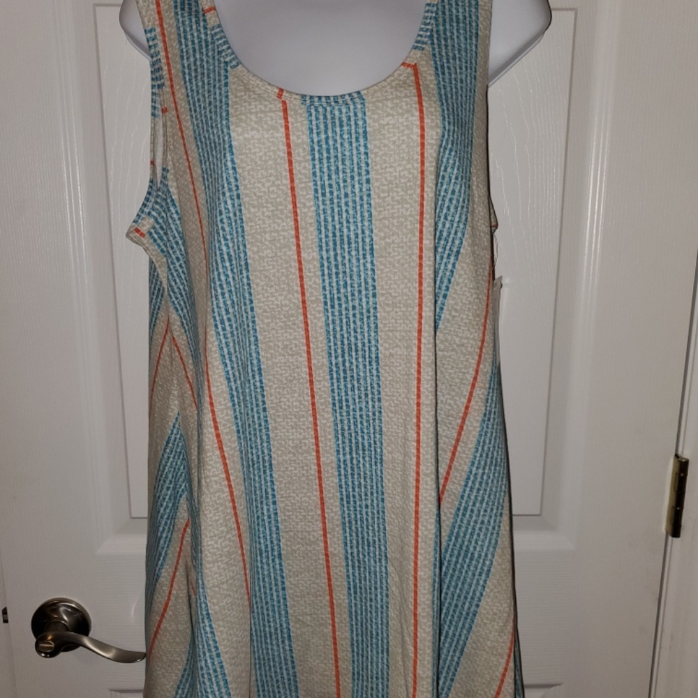 NWT Lularoe Americana Perfect Tank Size M